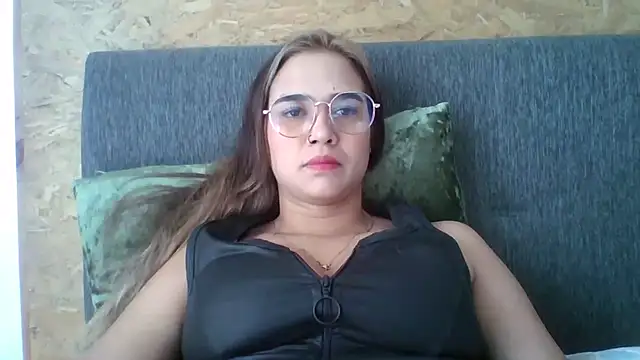 trianabell online show from 3, 12, 2025