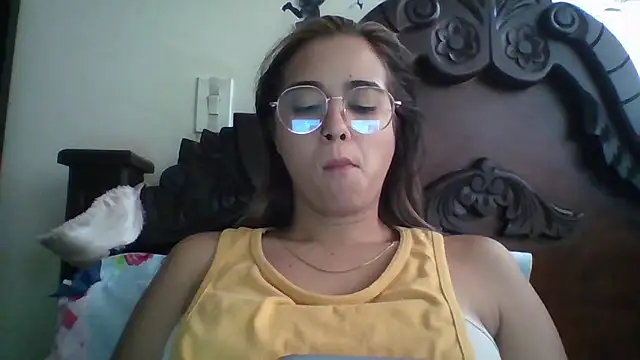 trianabell online show from 28, 10, 2025