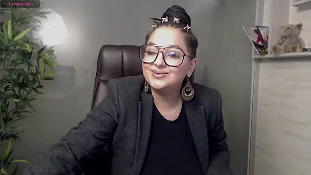 BustyAllyy online show from 16, 3, 2025