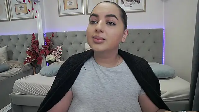 BustyAllyy online show from 2, 4, 2026