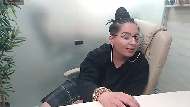 BustyAllyy online show from 19, 3, 2025