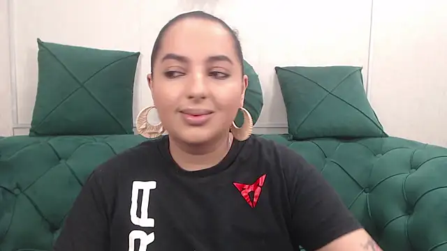 BustyAllyy online show from 13, 4, 2026