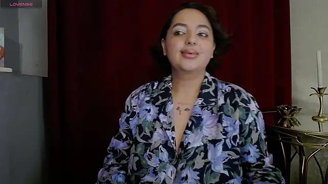 BustyAllyy online show from 6, 11, 2025