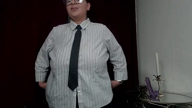 BustyAllyy online show from 5, 3, 2026