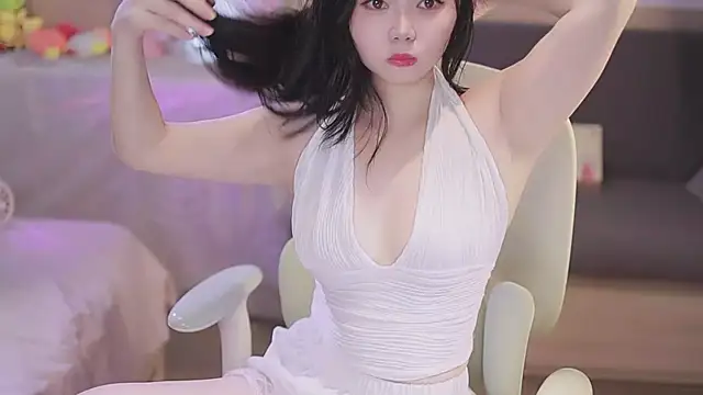 lilies-sweet online show from 17, 10, 2025