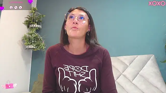 SharisWillian online show from 30, 10, 2025