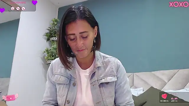 SharisWillian online show from 25, 9, 2025