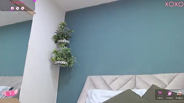 SharisWillian online show from 10, 10, 2025