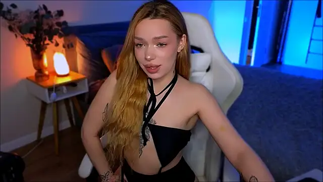 Lily Yin online show from 22, 6, 2026