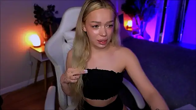 Lily Yin online show from 8, 4, 2026