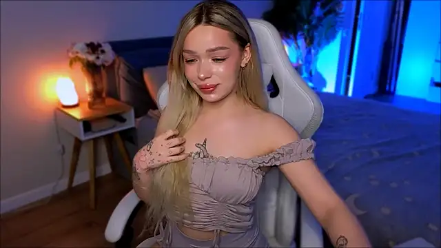 Lily Yin online show from 12, 2, 2026