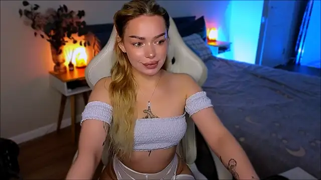 Lily Yin online show from 27, 7, 2026