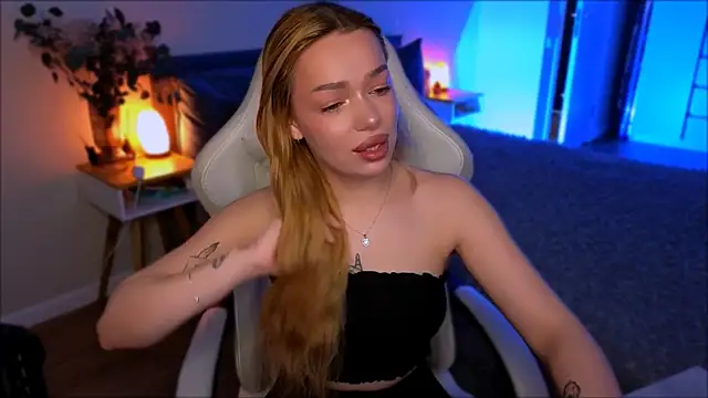Lily Yin online show from 15, 6, 2026