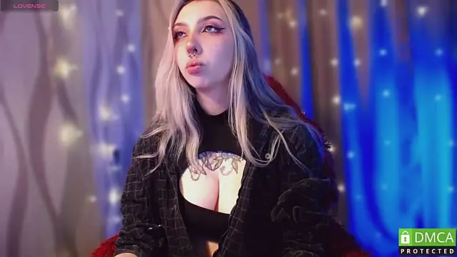 JustMeowGirl online show from 21, 2, 2025