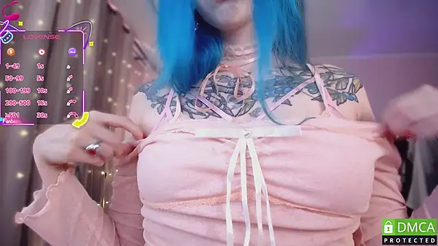 JustMeowGirl online show from 28, 11, 2025