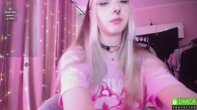JustMeowGirl online show from 30, 6, 2026
