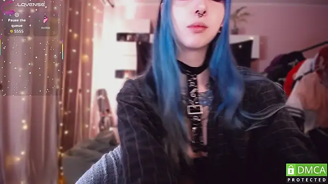 JustMeowGirl online show from 19, 1, 2026