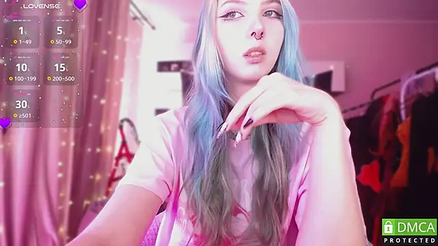 JustMeowGirl online show from 8, 4, 2026