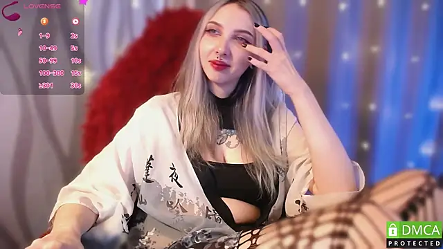 JustMeowGirl online show from 28, 2, 2025