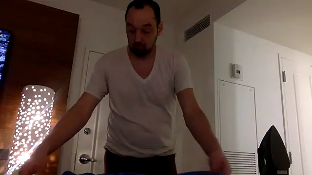 Snapshot of Kink_Master_Daddy chatting on 13, 5, 2026 Kink Master Daddy online show from 13, 5, 2026
