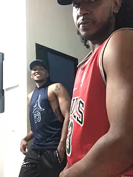 Snapshot of gavi_19cm chatting on 17, 11, 2025 gavi 19cm online show from 17, 11, 2025