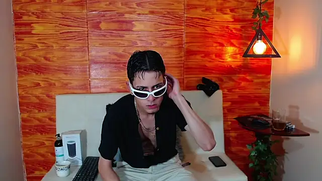 Bastiaan 28 online show from 12, 3, 2025