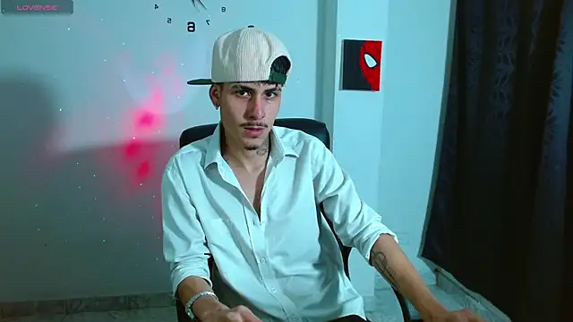 Bastiaan 28 online show from 7, 10, 2025