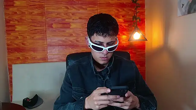 Bastiaan 28 online show from 2, 3, 2025