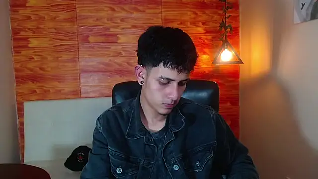 Bastiaan 28 online show from 3, 3, 2025