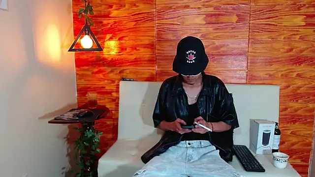 Bastiaan 28 online show from 11, 3, 2025