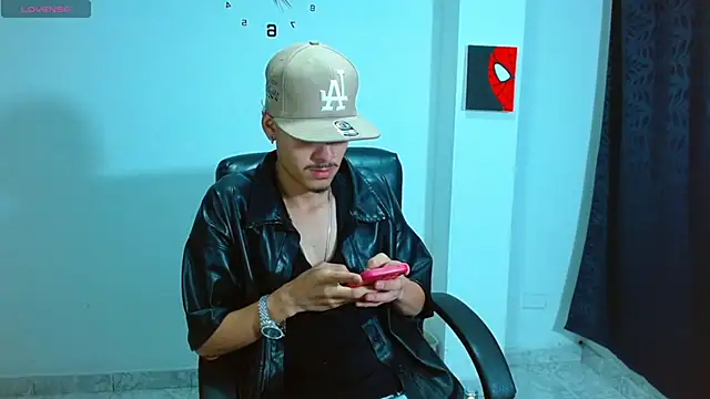 Bastiaan 28 online show from 19, 9, 2025