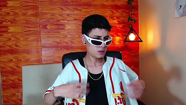 Bastiaan 28 online show from 16, 3, 2025