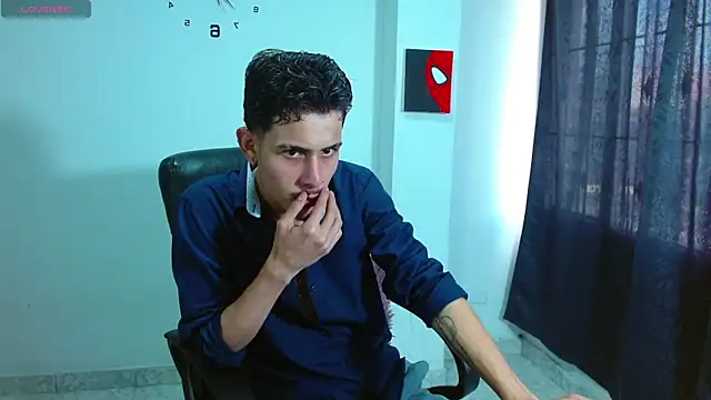 Bastiaan 28 online show from 2, 10, 2025