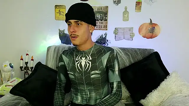 Bastiaan 28 online show from 18, 10, 2025