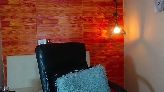 Bastiaan 28 online show from 4, 3, 2025