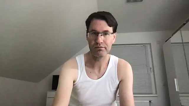 zxzx cam1 online show from 9, 3, 2025