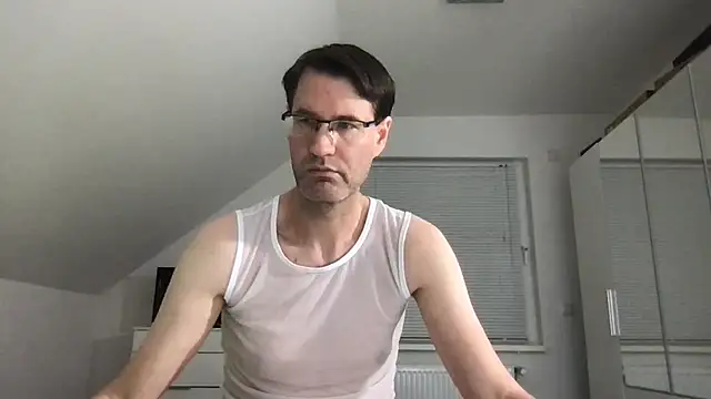 zxzx cam1 online show from 19, 10, 2025