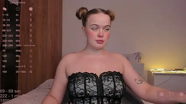 HANNA MONTANAS online show from 12, 11, 2025