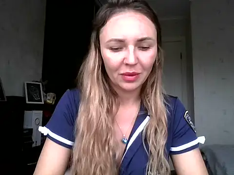 AngelinaLove28 online show from 18, 10, 2025