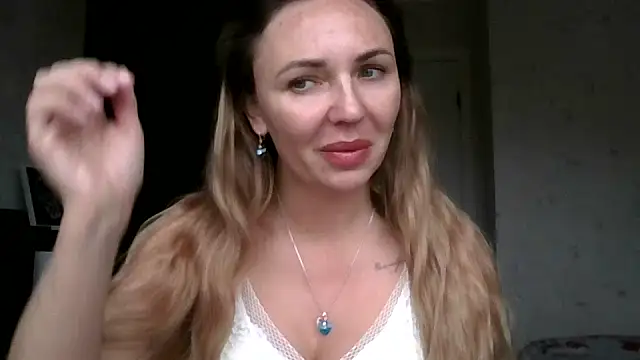 AngelinaLove28 online show from 26, 10, 2025