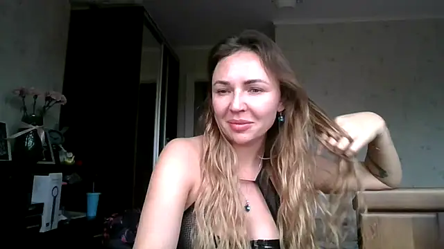 AngelinaLove28 online show from 3, 11, 2025