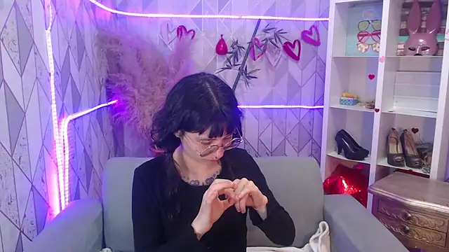 charlottemoonxz online show from 15, 9, 2025