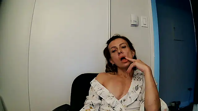 Snapshot of anechka1 chatting on 29, 7, 2026 anechka1 online show from 29, 7, 2026