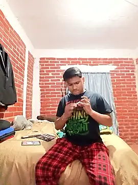 Cris ale1218 online show from 13, 1, 2026