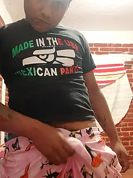 Cris ale1218 online show from 7, 11, 2025