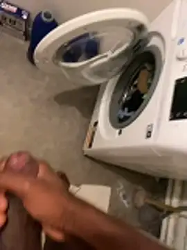 Snapshot of damien954 chatting on 16, 12, 2025 damien954 online show from 16, 12, 2025