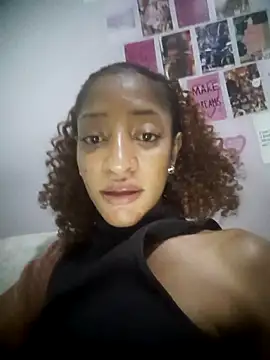 Snapshot of GoddessVee chatting on 2, 11, 2025 GoddessVee online show from 2, 11, 2025