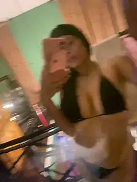 Snapshot of canderodrig777 chatting on 5, 2, 2025 canderodrig777 online show from 5, 2, 2025