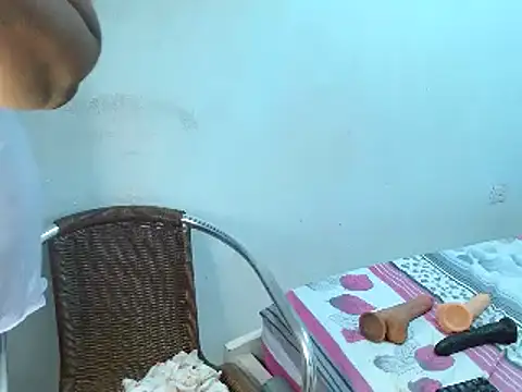 Sharonevans1 online show from 13, 12, 2024