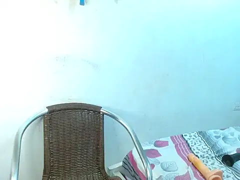 Sharonevans1 online show from 27, 2, 2025